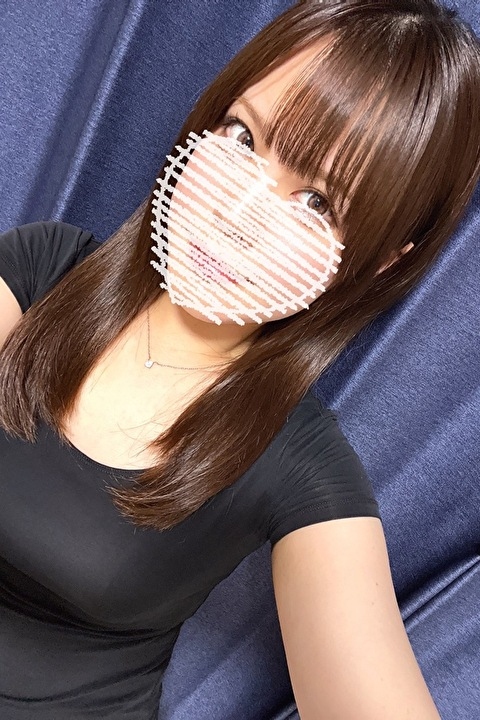 水川あすか